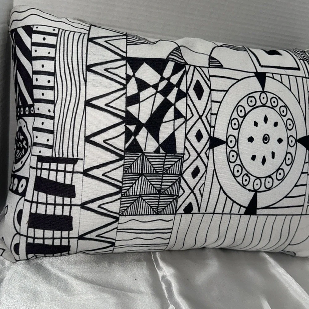 Autistic Designed Geometric Throw Pillow 